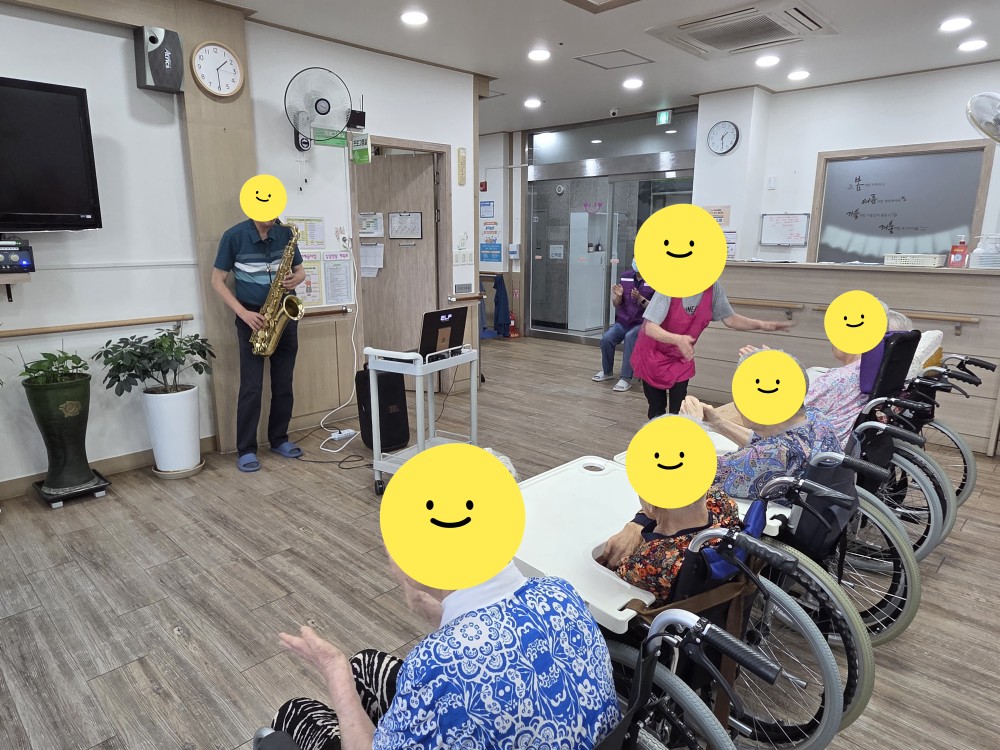 2105729447_5yFrojfS_26328bdced6f9fd5e9d196ad1df03086e334defb.jpg 이미지크게보기