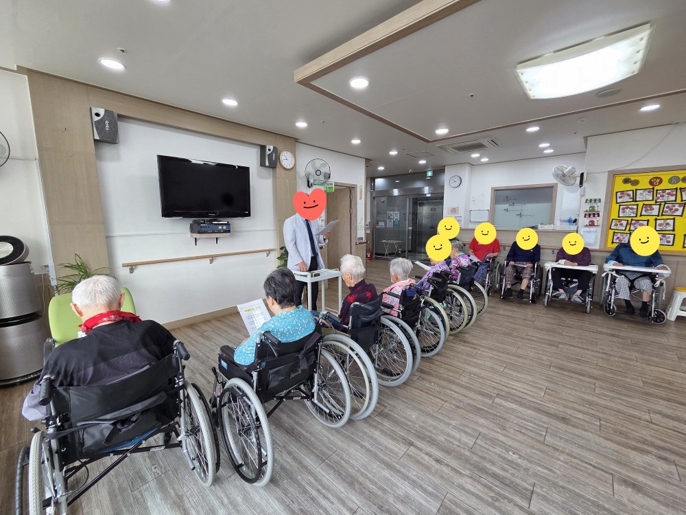 2105729447_HaMZ2CkW_0bbb4481e9c74233a9217adfa67a66355fa3002d.jpg 이미지크게보기