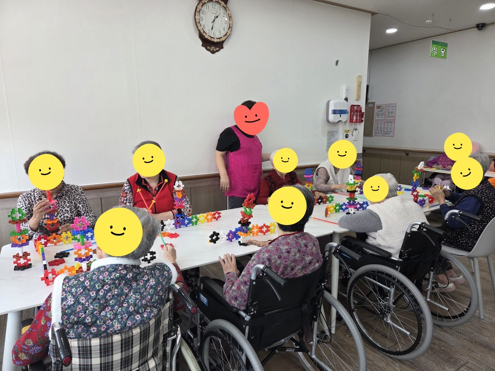2105729447_I7h4nZCc_bc3a3e65512e9cdd747aaa5d82935ec7561161cf.jpg 이미지크게보기