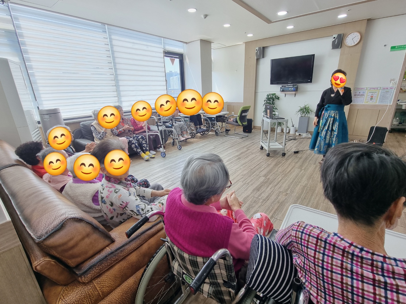 2105729447_SrHs6T8E_e14fa12f7448fdf9d222937ad2b3630442370274.jpg 이미지크게보기